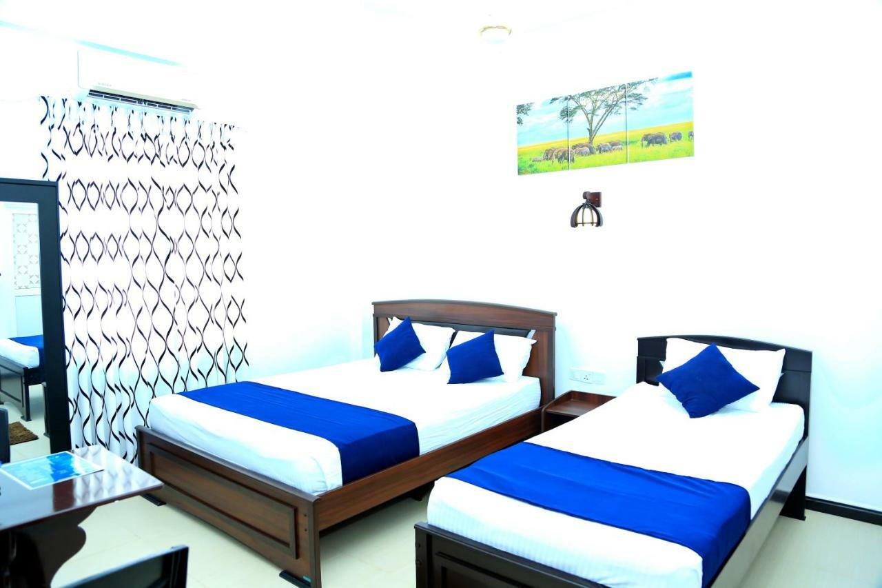Blue Diamond Resort Trincomalee Extérieur photo