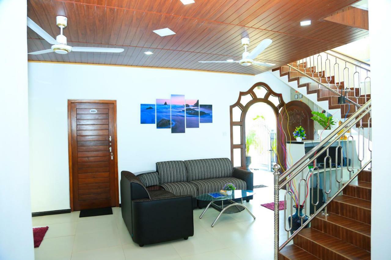Blue Diamond Resort Trincomalee Extérieur photo